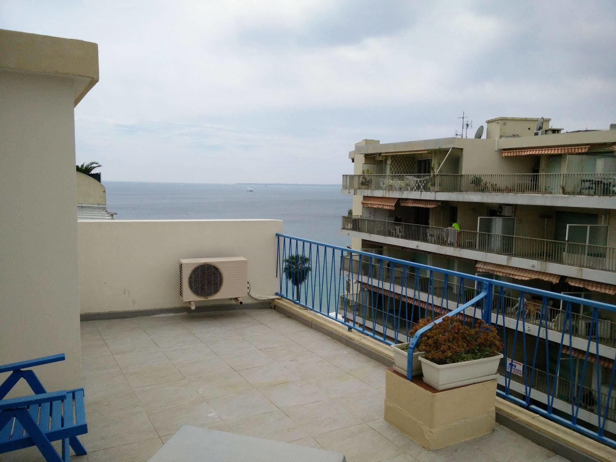 Hotel Courbet Juan-les-Pins Ngoại thất bức ảnh