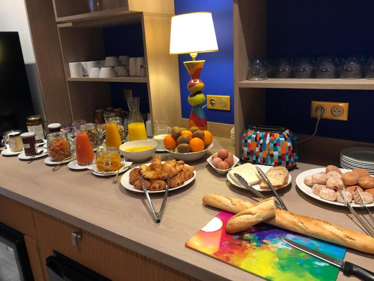 Hotel Courbet Juan-les-Pins Ngoại thất bức ảnh